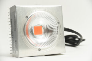 HORTIC-100 Luminaria A Leds Full Espectro Para Cultivo Indoor De Cannabis